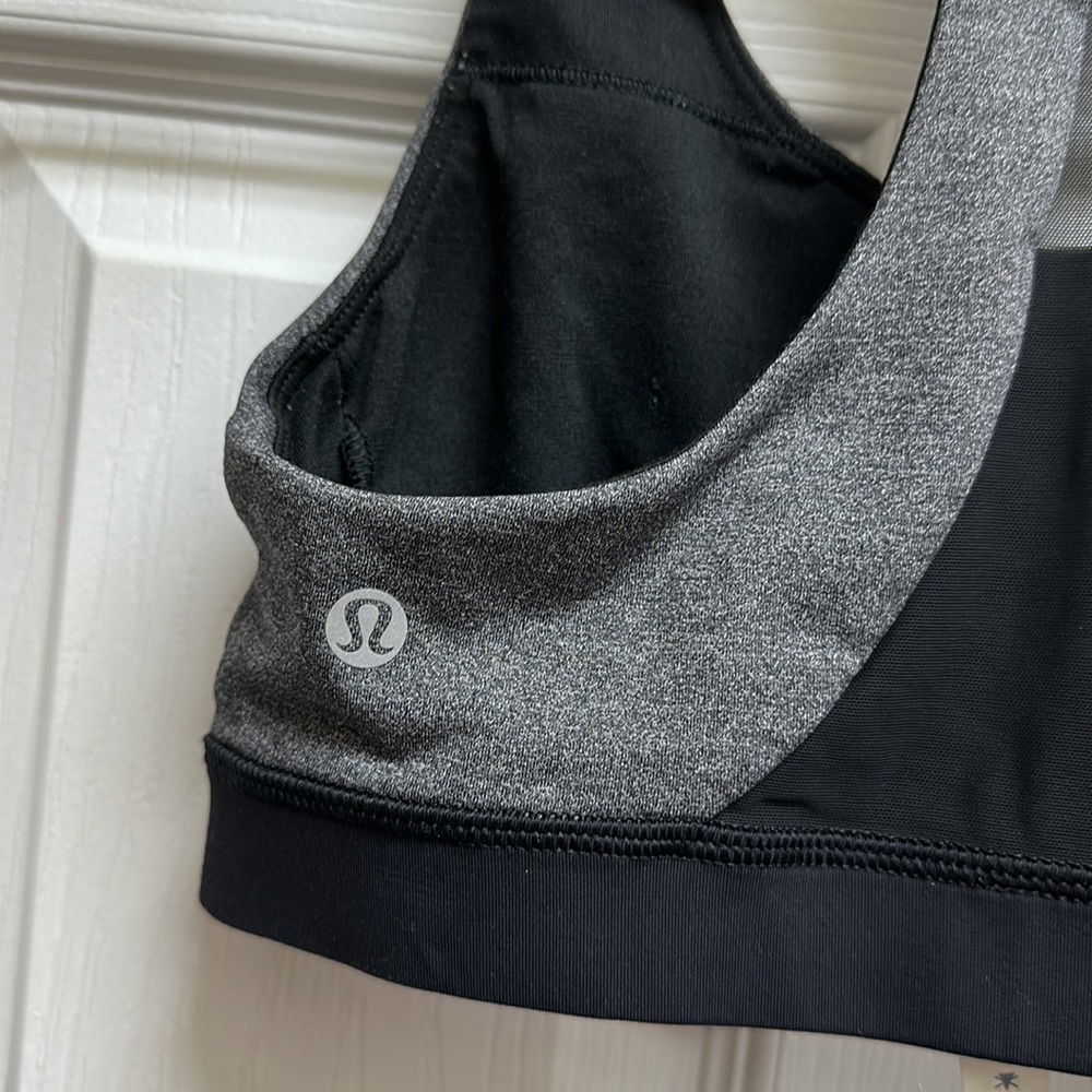 LIKE NEW! Lululemon Invigorate Bra Heathered Black/Black - Picture 7 of 13